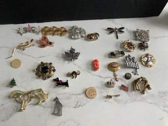Mixed Brooch Lot #26