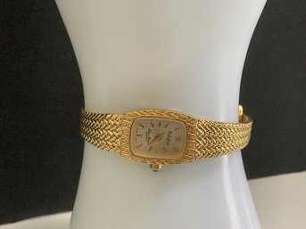 Vintage Gold-toned DuFonte Watch By Lucien Piccard #30