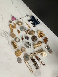 Mixed Brooch Lot #37