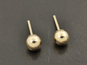 Vintage 14k Gold Ball Stud Earrings