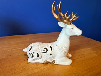 Lenox Lighted Ivory & Gold Sitting Reindeer No Box