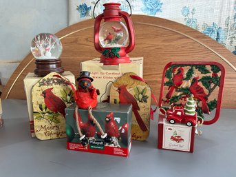 Red Bird Christmas Lot