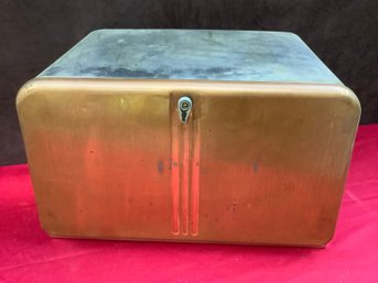 Vintage Beauty Box Bread Box