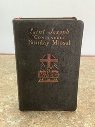 Saint Joseph 'continuous' Sunday Missal Book