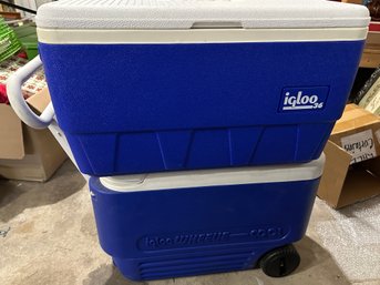 2 Igloo Coolers