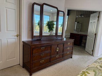 Vintage Thomasville Furniture 'Mystique' Dresser With Three Panel Mirror