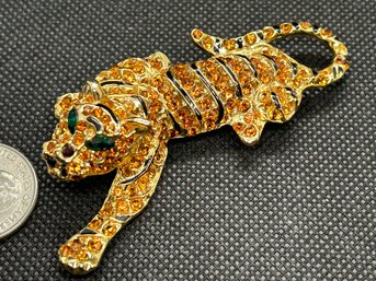 Stunning Vintage Signed TRIFARI Crouching Tiger Crystal Rhinestone Brooch