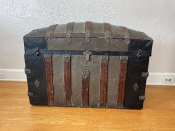 Vintage Antique Camelback Steamer Trunk