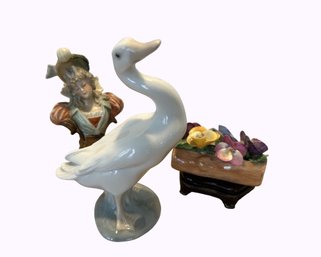 3pc Fine Porcelain Lot Lladro Preening Goose Coalport Flowers In A Log Victorian Style Bust