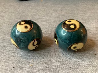 Chinese Ying Yang Meditation Chime Balls