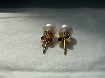 Pair Of Pearl Stud Earrings Marked 14k
