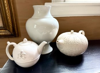Simple Beauty Vase & Tea Pots