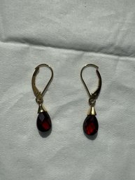 Pair Of 14k Gold Garnet Teardrop Or Briolette Dangle Earrings