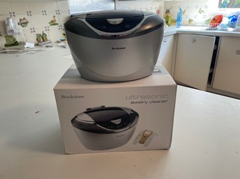 Brookstone Ultrasonic Jewelry Cleaner, Model CD-2840