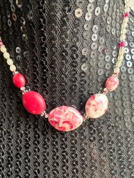 Murrina Antica Marbled Fuchsia Cabochon Necklace