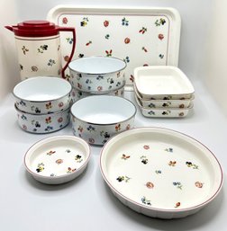 Vintage Villeroy & Boch Petit Fleur: Ceramic Casserole Dishes, Melamine Trays, Tin Bowls & More (14 Pieces)