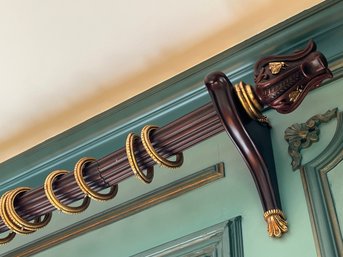 A Pair Of Fluted Wood Drapery Rods - Gold Bumblebee Detail -  Carved Finials And Brackets