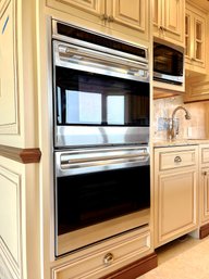 A Wolf Stainless Steel Double Wall Oven - Electric - Excellent Condition