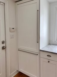 A 30 Inch Thermador Refrigerator - Bottom Freezer - Ice Maker