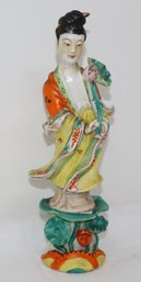 Porcelain Chinese Lotus Bodhisattva In Tribhanga Posture Statuette