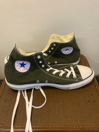 Converse Chuck Taylor Hi Tops Sneakers  Size 12 Mens