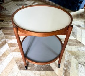 Collapsable Rolling Table