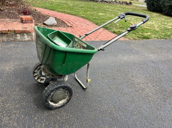 A Scott Edge Guard Spreader