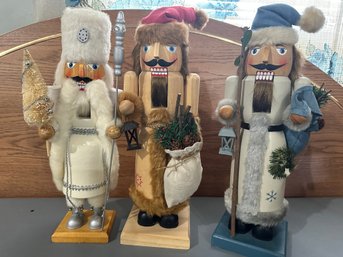 3 Nutcrackers