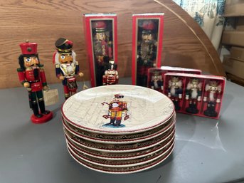 2 10' Kurt Adler Nutcrackers And Much More