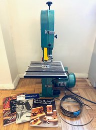 Grizzly Bandsaw 1/2 HP Motor With Extra Blades & 3 Woodworkig Books