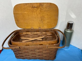 Vintage Picnic Time D-66