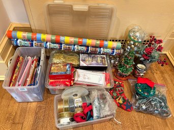 Wrapping Paper, Gift Bags, Ribbon, Greeting Cards & Christmas Decor