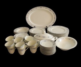 Minton, Bellemeade Dinnerware & Serving Essentials