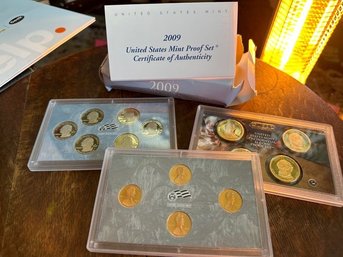 2009  U S Mint Proof Set With Box And  COA