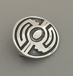 Vintage NA Labyrinth Pin, 4.8g