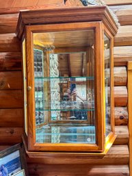 OAK WALL MOUNTING DISPLAY CASE