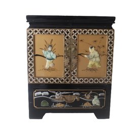 Chinese Lacquered  Jewelry Box With Inlay