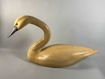 CARVED WOOD GOOSE SCULPTURE