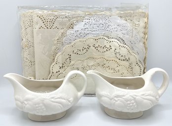 2 Nature Tabletops Unlimited Gravy Boats & New Paper Table Cloth & Doilies