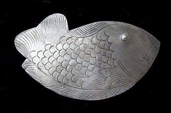 Embossed Metal Fish Pin