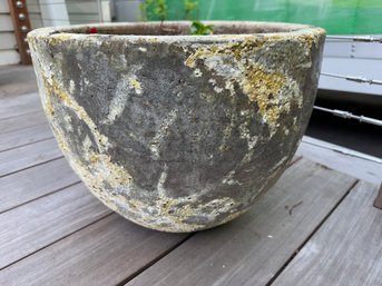 Terrain Round Planter