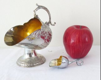 A Mid-century Era Leonard Silverplate Victorian Styled Sugar Scuttle