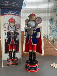 24' Wood Nutcracker With Box