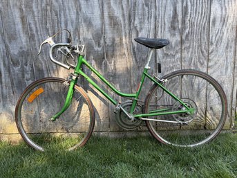 Vintage Schwinn Varsity Bike