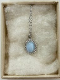 Stunning Sterling Silver & Sapphire Necklace