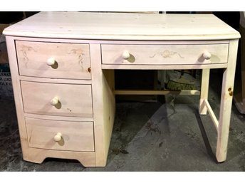 Stanley's Youth Natural Wood Desk With Floral Details