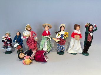 Lot Of 8 Byers Choice Carolers