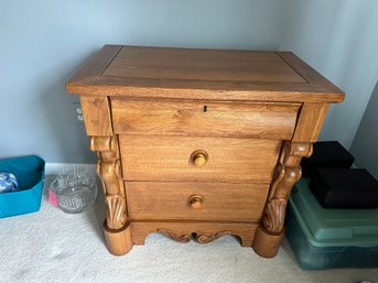 Set Of Two Vaughan Bassett 3 Drawer Nightstands - Oak