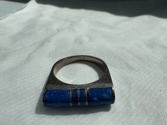 Native American-style Ring With Blue Lapis