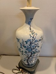 Beautiful Vintage  Hand Painted Table Lamp